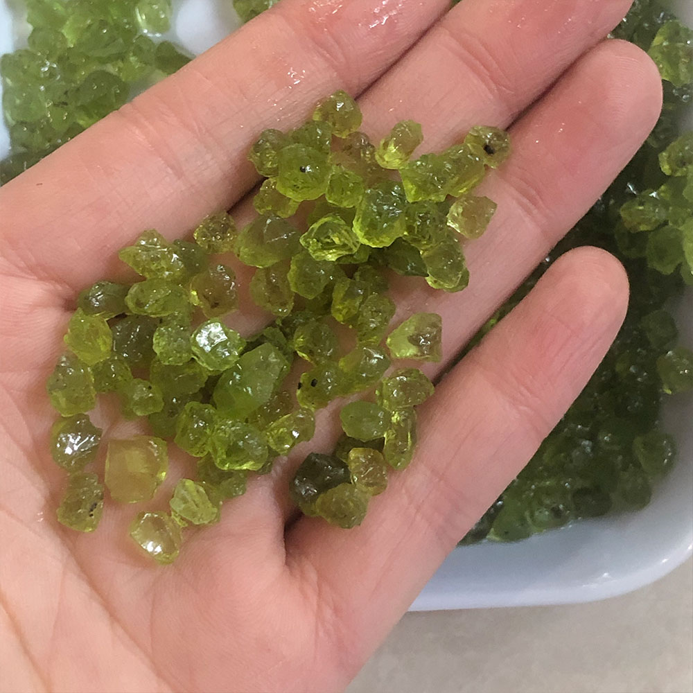 20g/Pack Natural Peridot Olivi - đánh giá và giá Aquarium Marine Stone