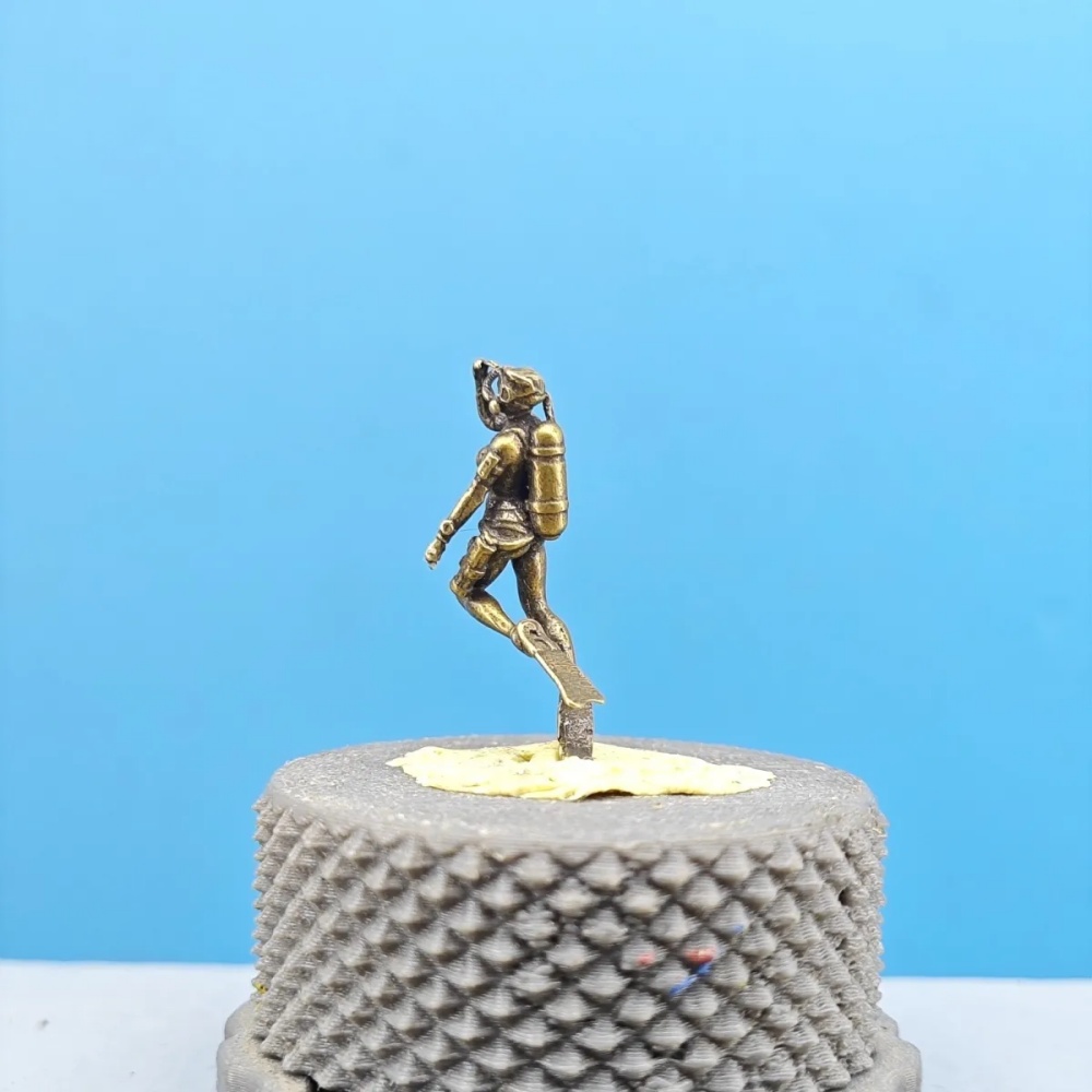 Vintage Brass Female Diver Min - đánh giá và giá Marine Aquarium Decorations